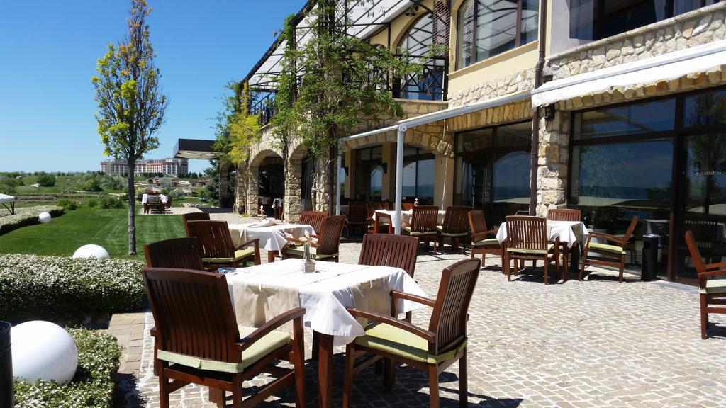 Private Villa 102 With Heated Pool In Blacksearama Balchik Exterior photo